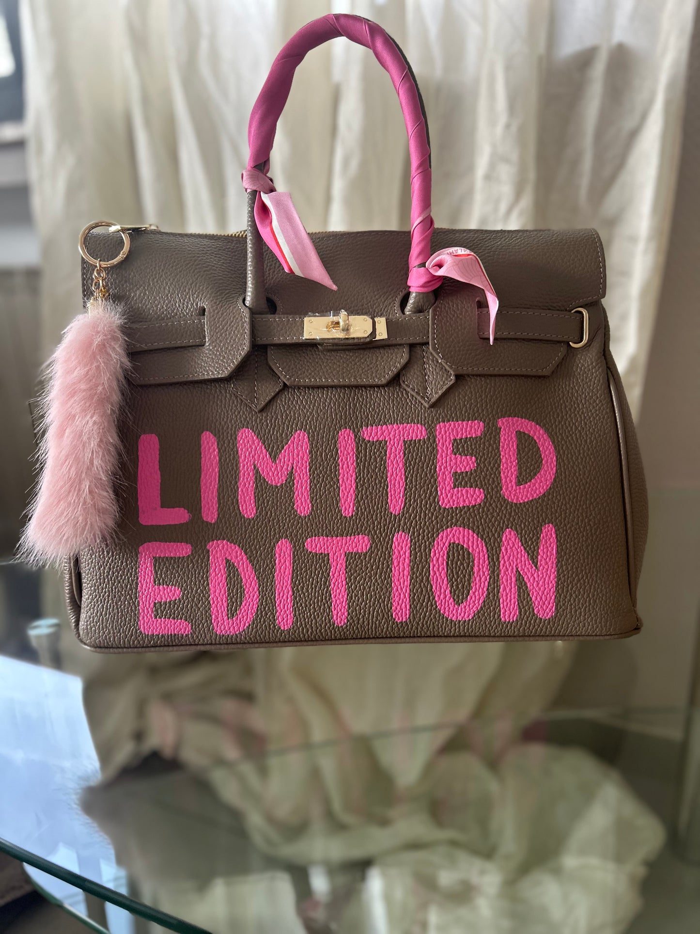 Handbemalte Ledertasche aus Echtleder – Pink Unikat