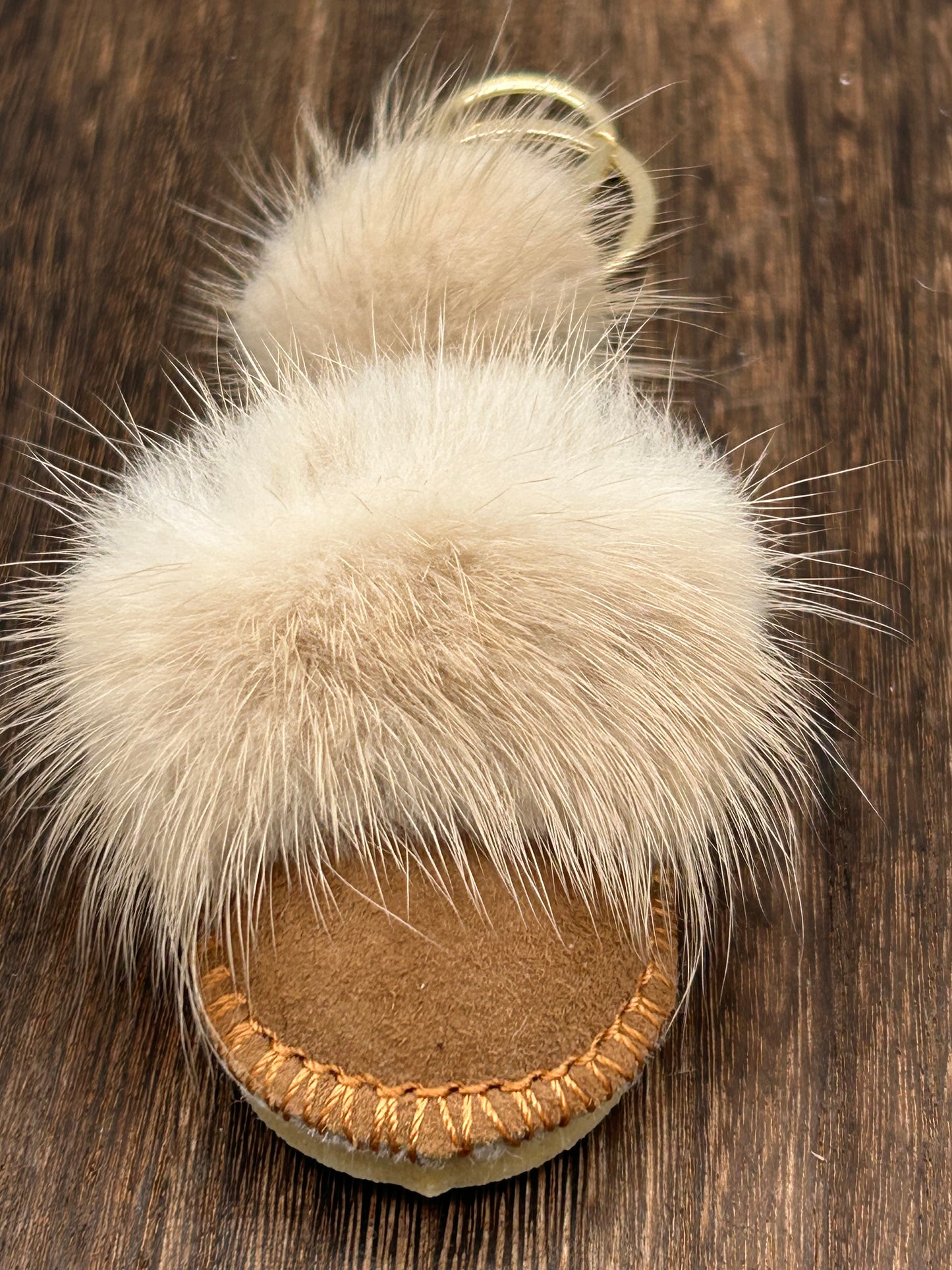 Fell-Pantoffel Anhänger