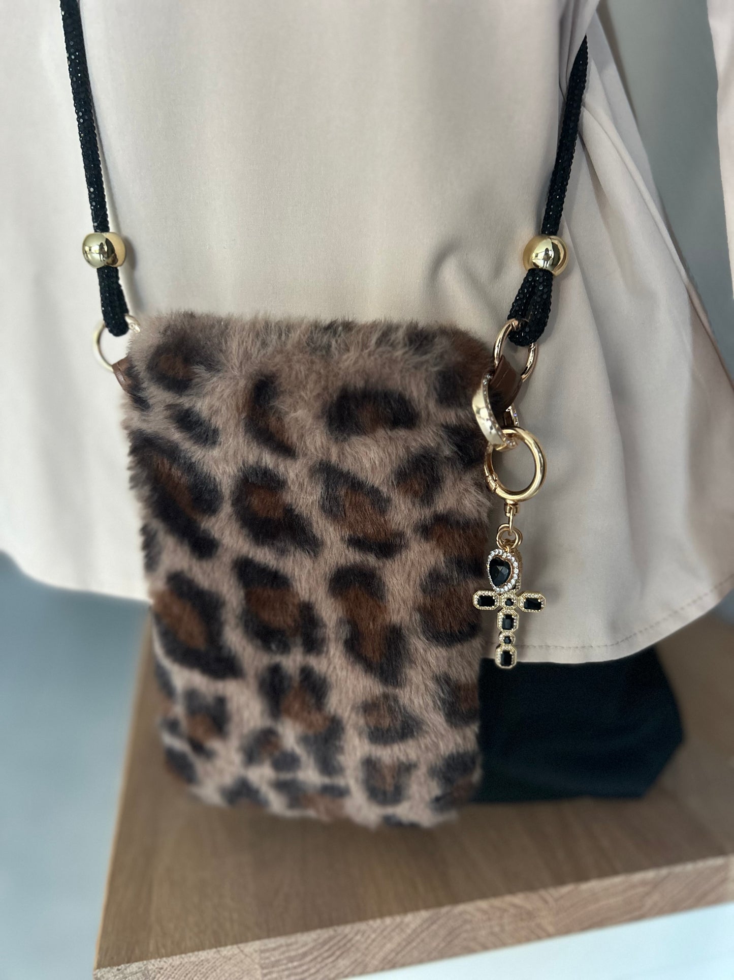 Handytasche Leo Look