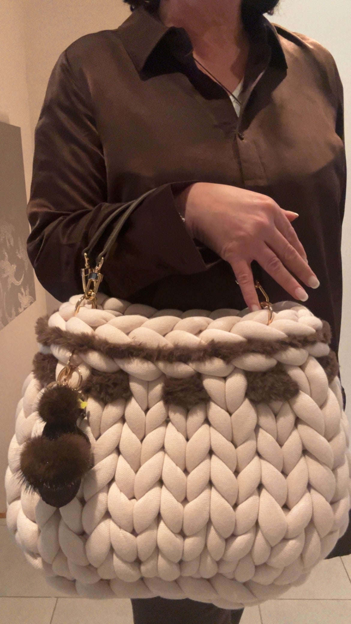 Pillowbag beige mit Kunstfell