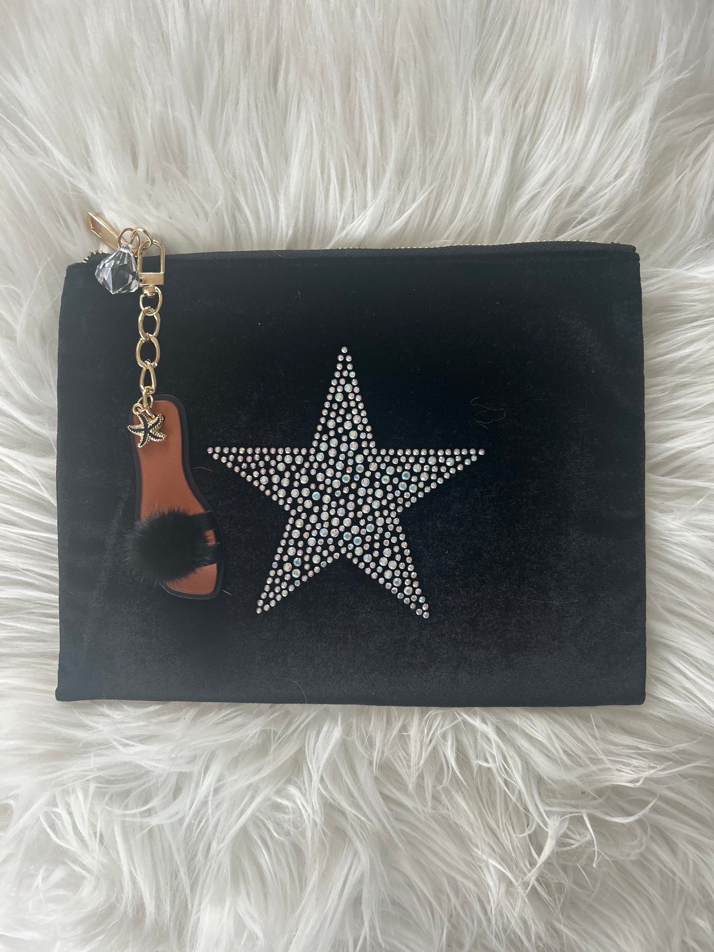 Handveredelte Samt-Pouch – Individuell & wunderschön