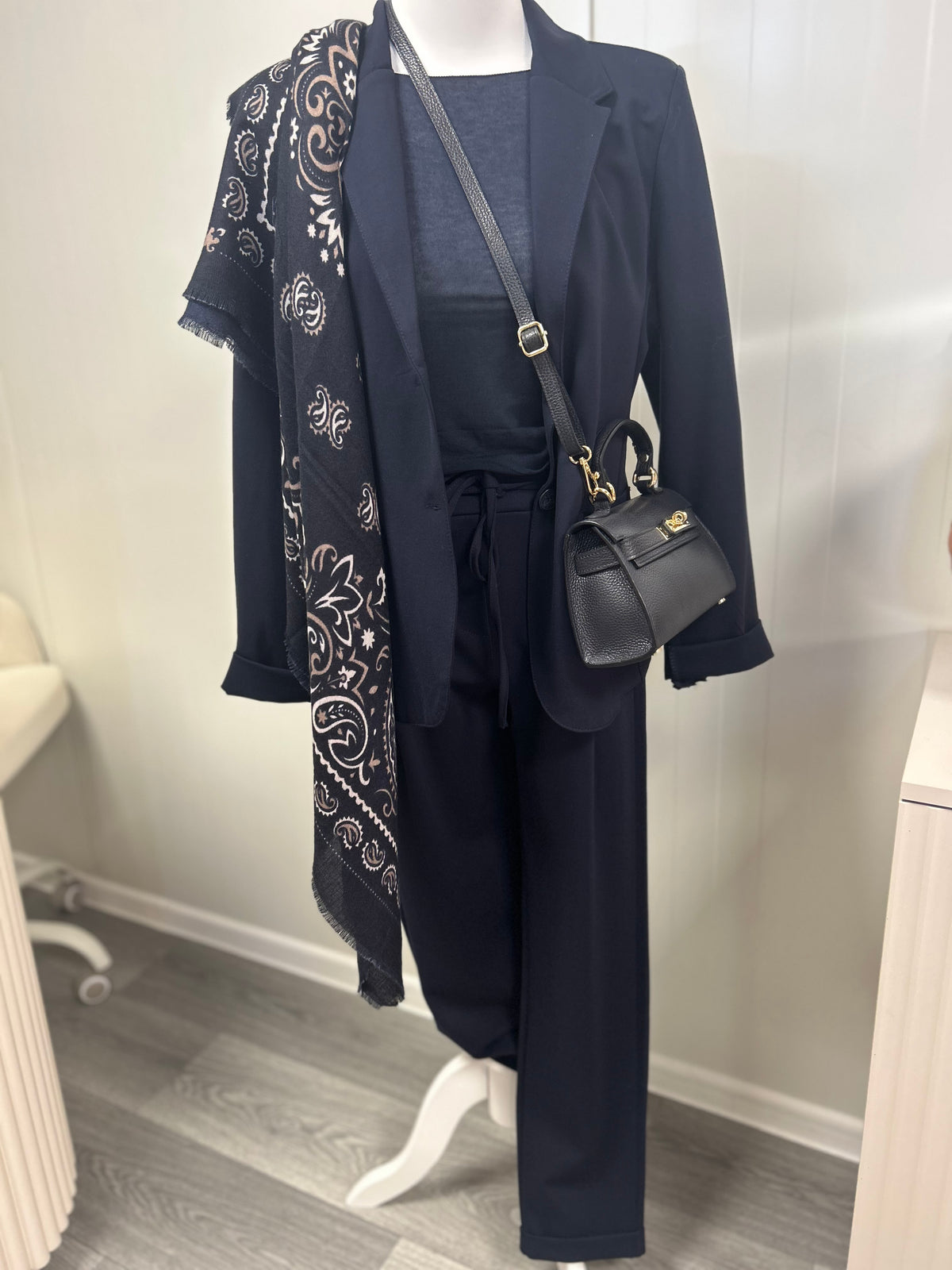 Kuschelig weiches Paisley-Tuch  – Viskose-Woll-Mix