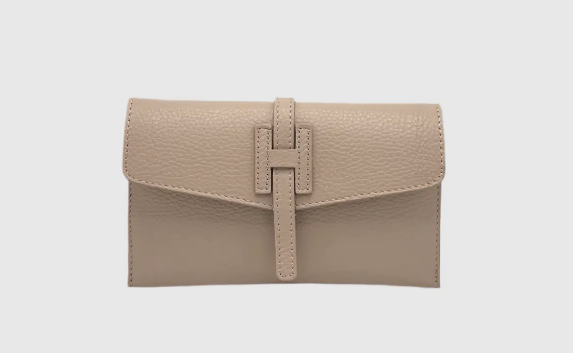 Clutch aus echtem Leder – Elegante Handtasche für Damen | Edles Leder-Accessoire