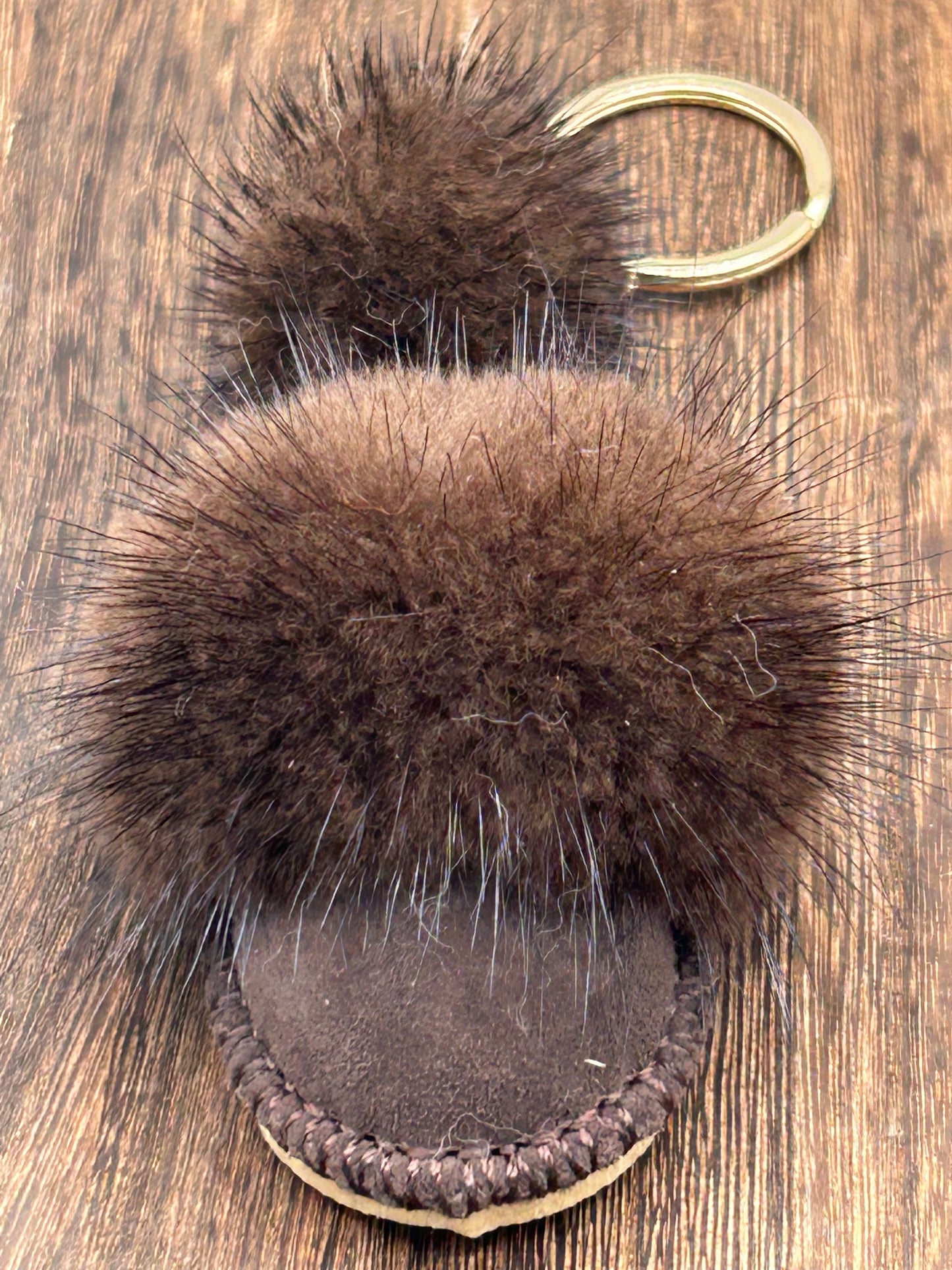 Fell-Pantoffel Anhänger