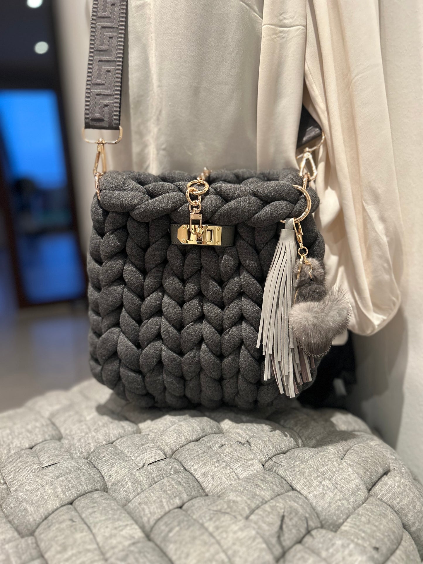 Crossbodybag in anthrazit