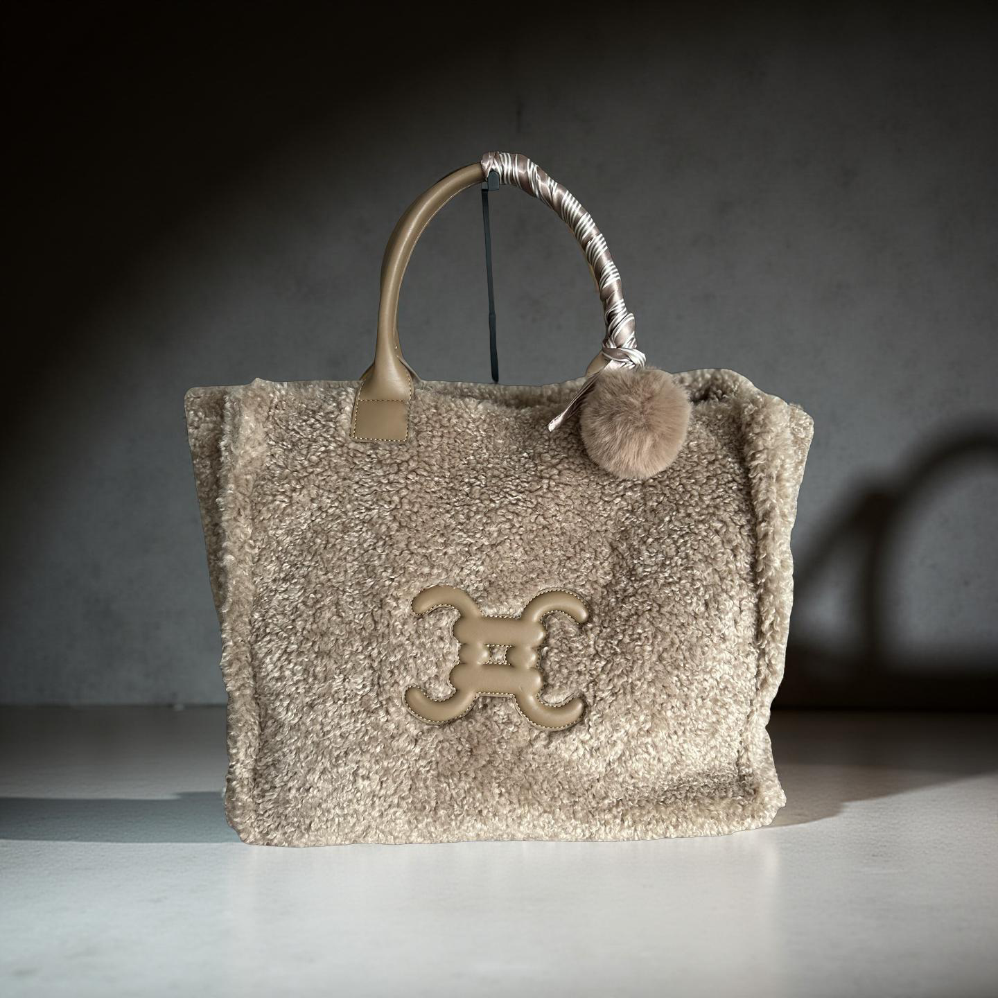 Modern & verkaufsstark: ✨ Super Stylische Teddytasche – Absolute Daily Bag, 40 × 35 cm, Verschiedene Farben