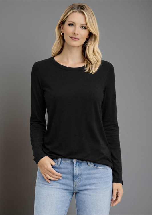 •	Zeitloses Basic Longsleeve aus Kaschmir-Mix