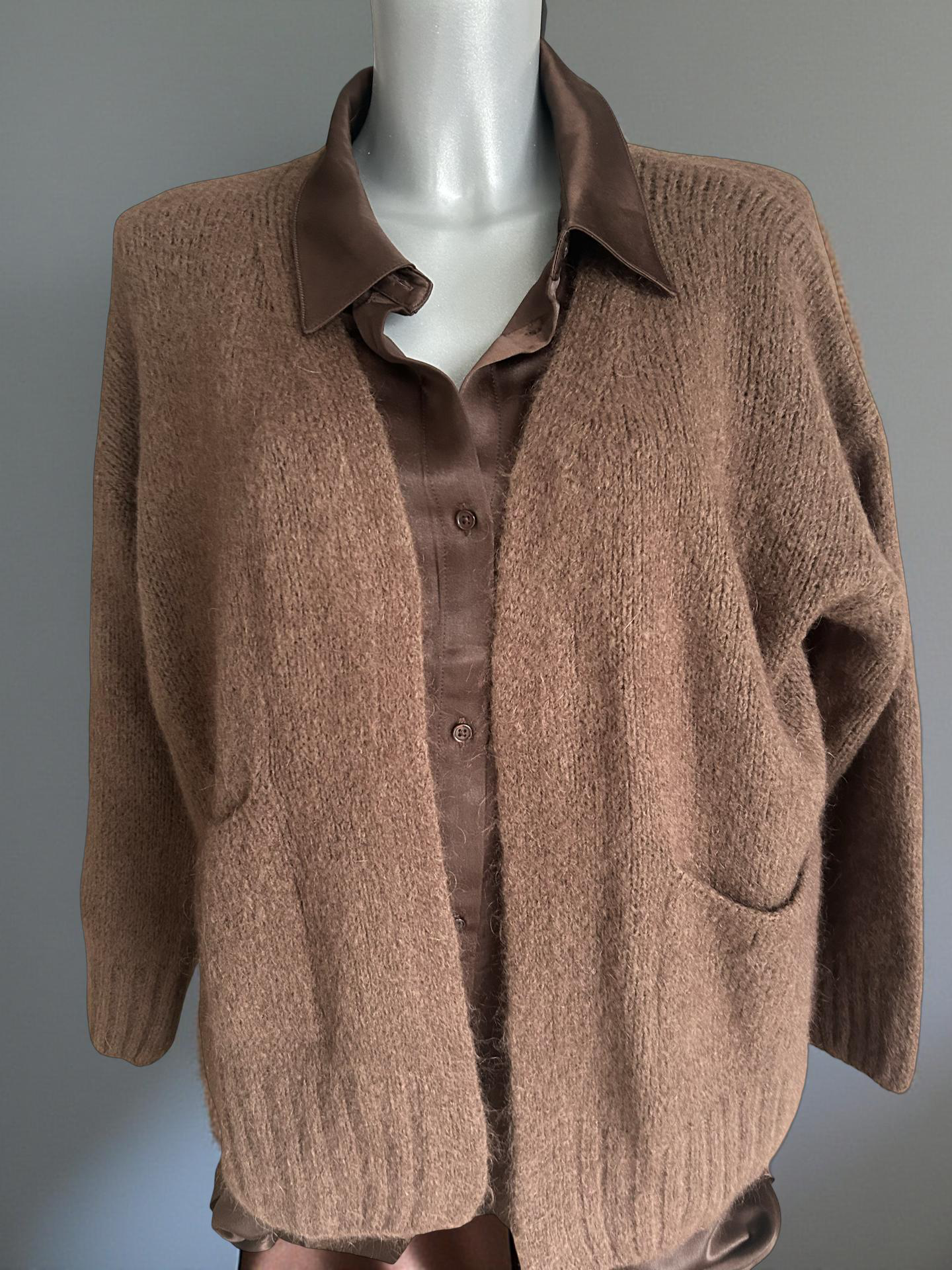 Edle Baby-Alpaka Strickjacke – weich & mit Taschen